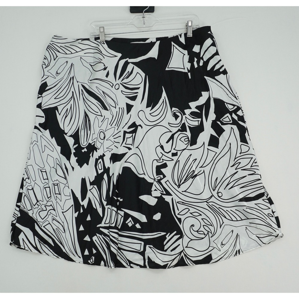 LaneBryant Black White Abstract Floral ALine Midi Skirt Plus Size 22 Made in USA